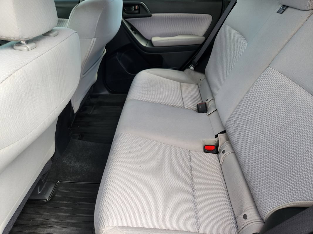 Used 2017 Subaru Forester 2.5i AWD/4WD image 31