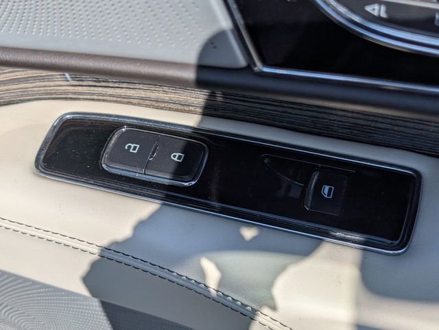 Used 2021 Lincoln Navigator L Black Label image 37