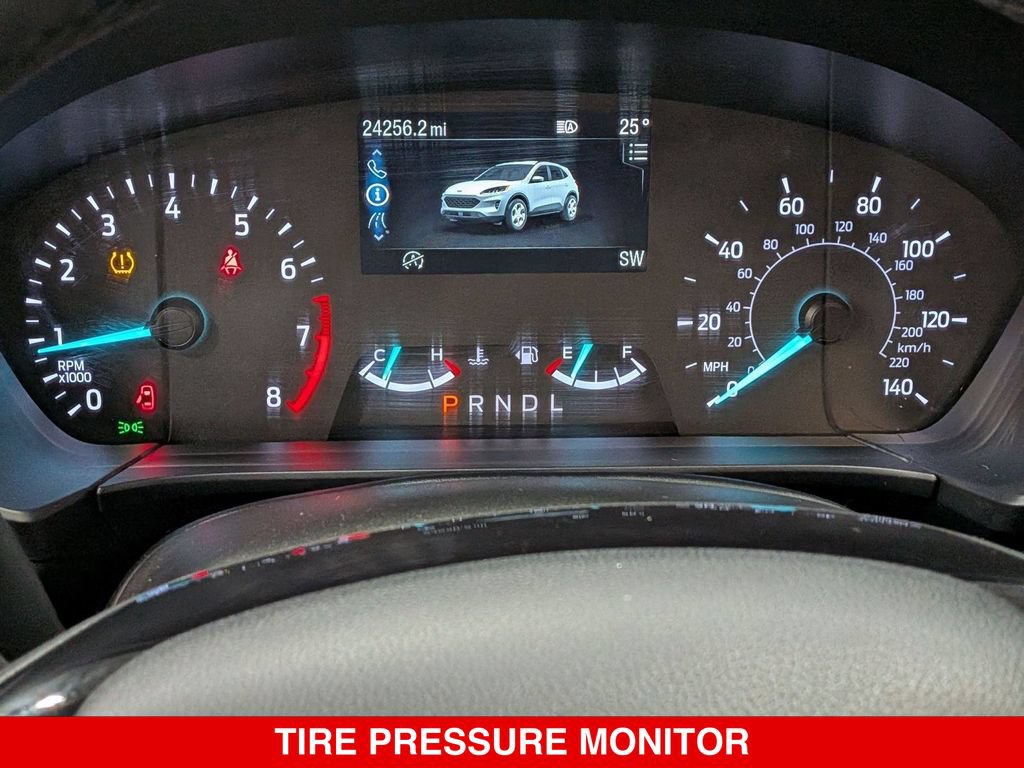 Used 2022 Ford Escape SE w/ Cold Weather Package AWD/4WD image 19