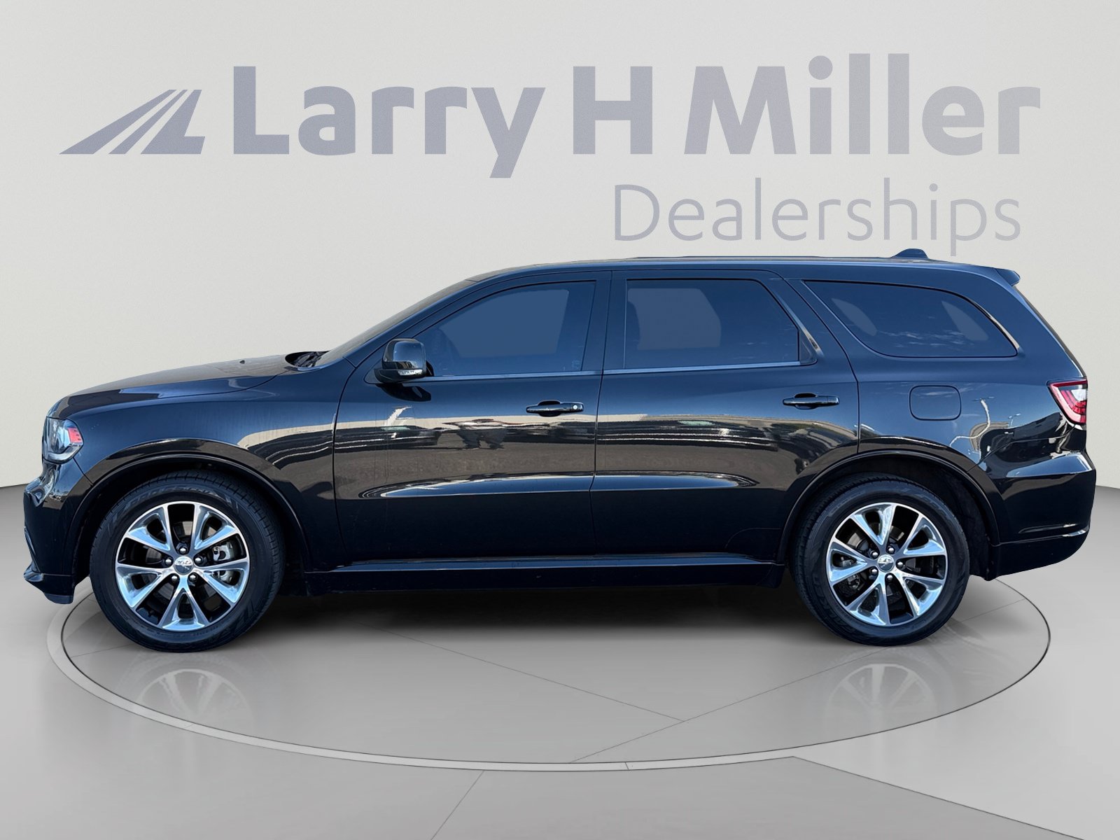 Used 2014 Dodge Durango R/T w/ Technology Group RWD image 2