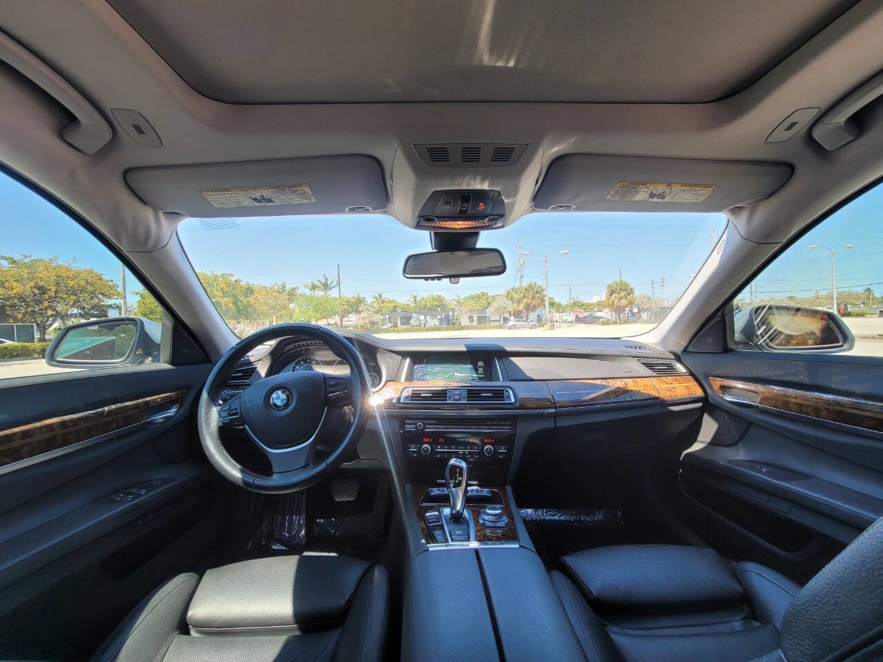 Used 2013 BMW 740Li image 15