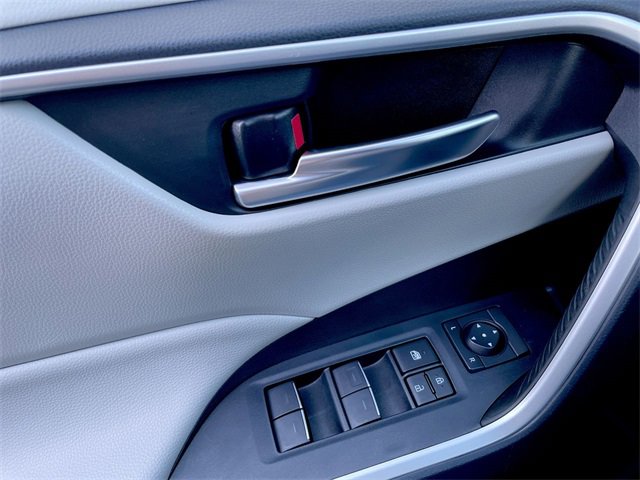 Used 2025 Toyota RAV4 XLE Premium image 13