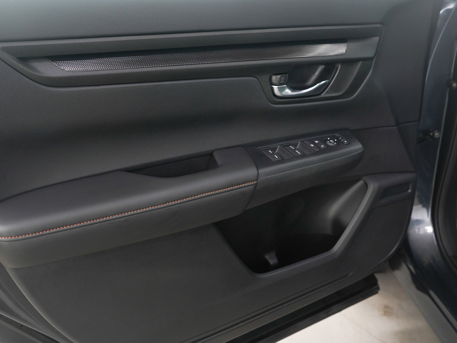 Used 2025 Honda CR-V Sport image 23