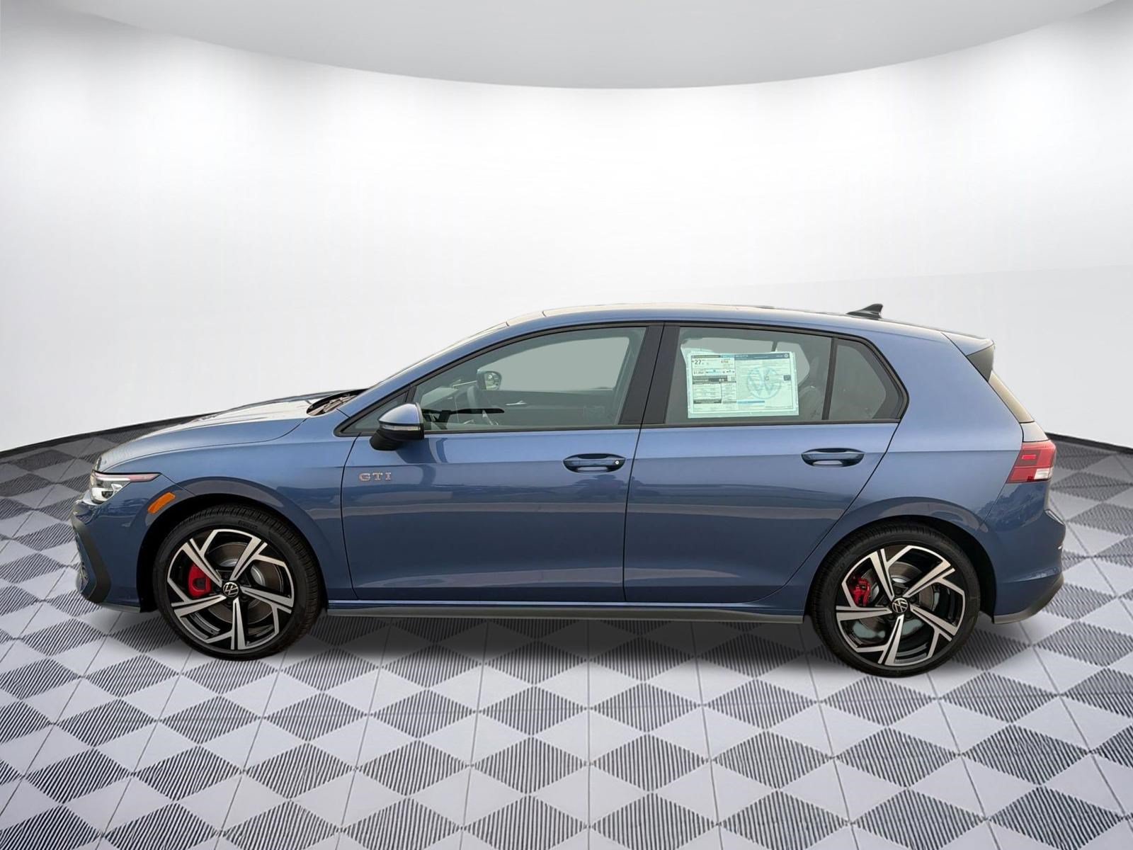 New 2026 Volkswagen Golf SE FWD image 2