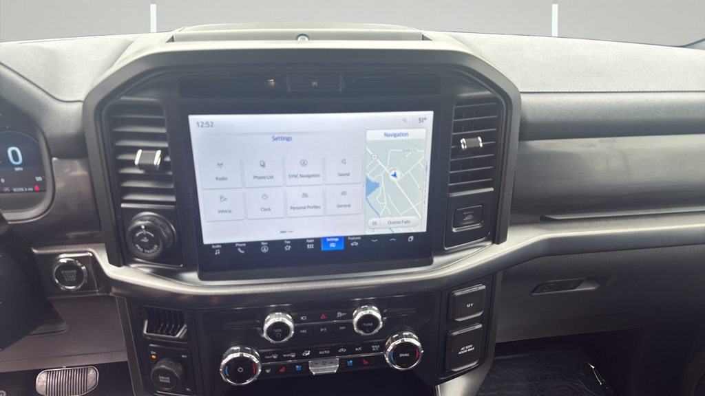 Used 2025 Ford F150 Lariat AWD/4WD image 2