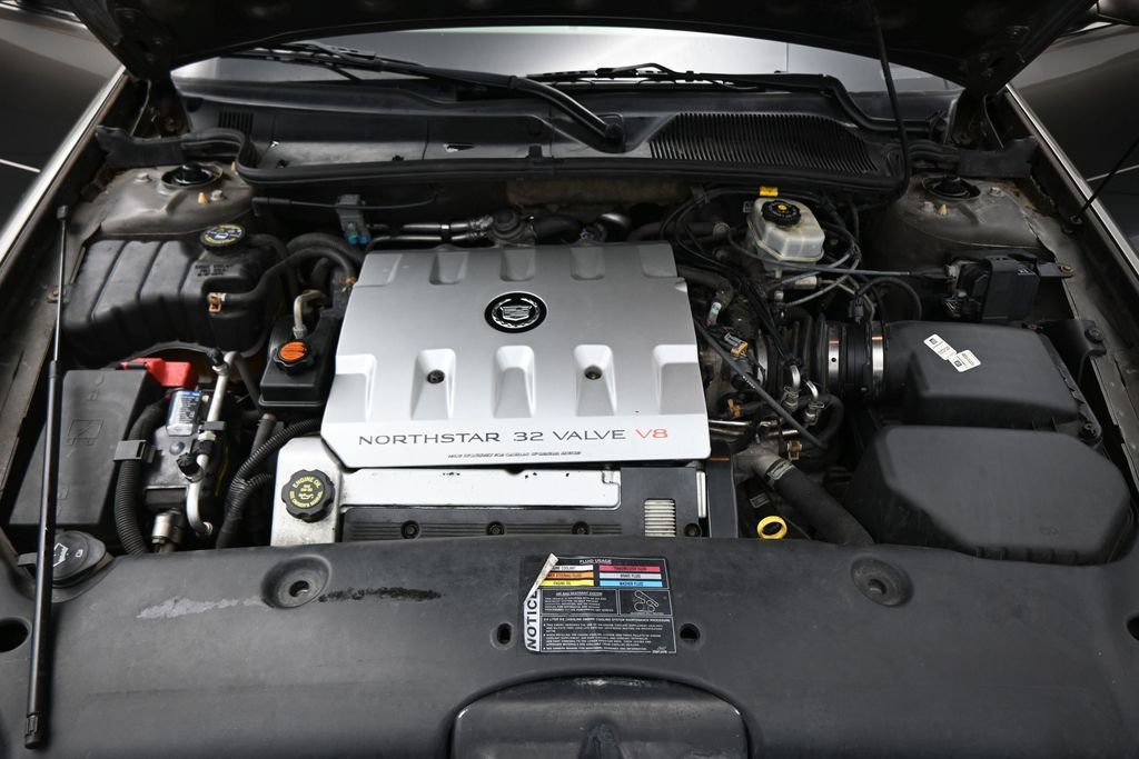 Used 2002 Cadillac De Ville w/ Comfort/Convenience Pkg FWD image 27