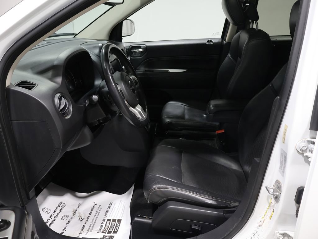 Used 2015 Jeep Compass High Altitude image 19