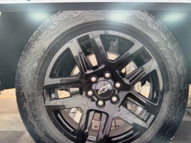 Certified 2024 Chevrolet Silverado 1500 Custom Trail Boss AWD/4WD image 7