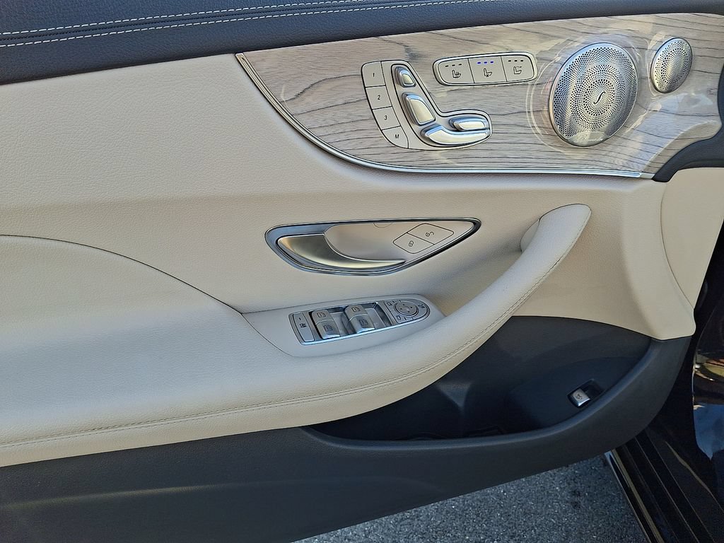 Used 2021 Mercedes-Benz E 450 4MATIC Cabriolet image 12