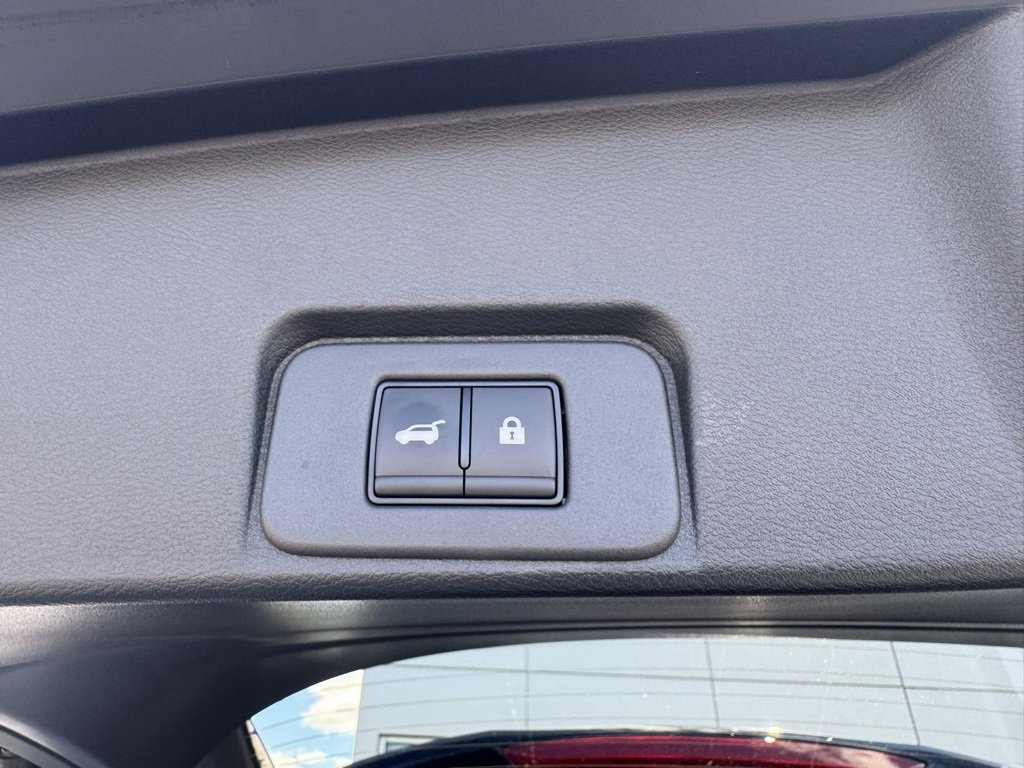 New 2026 Nissan Rogue Platinum image 28