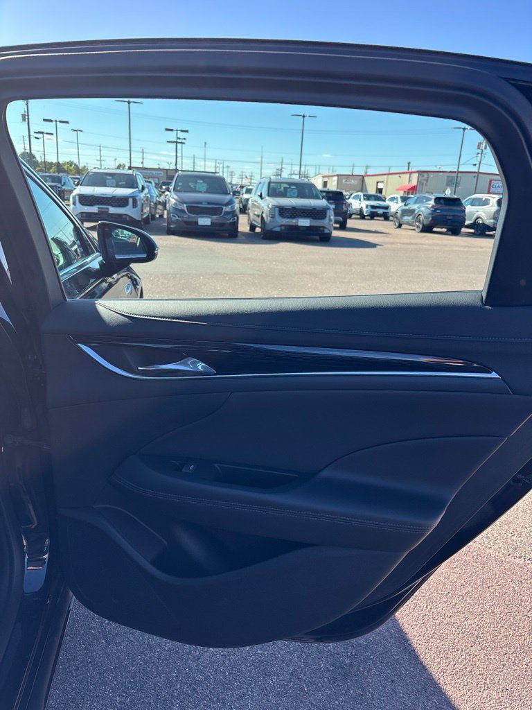Used 2019 Buick LaCrosse Essence FWD image 26