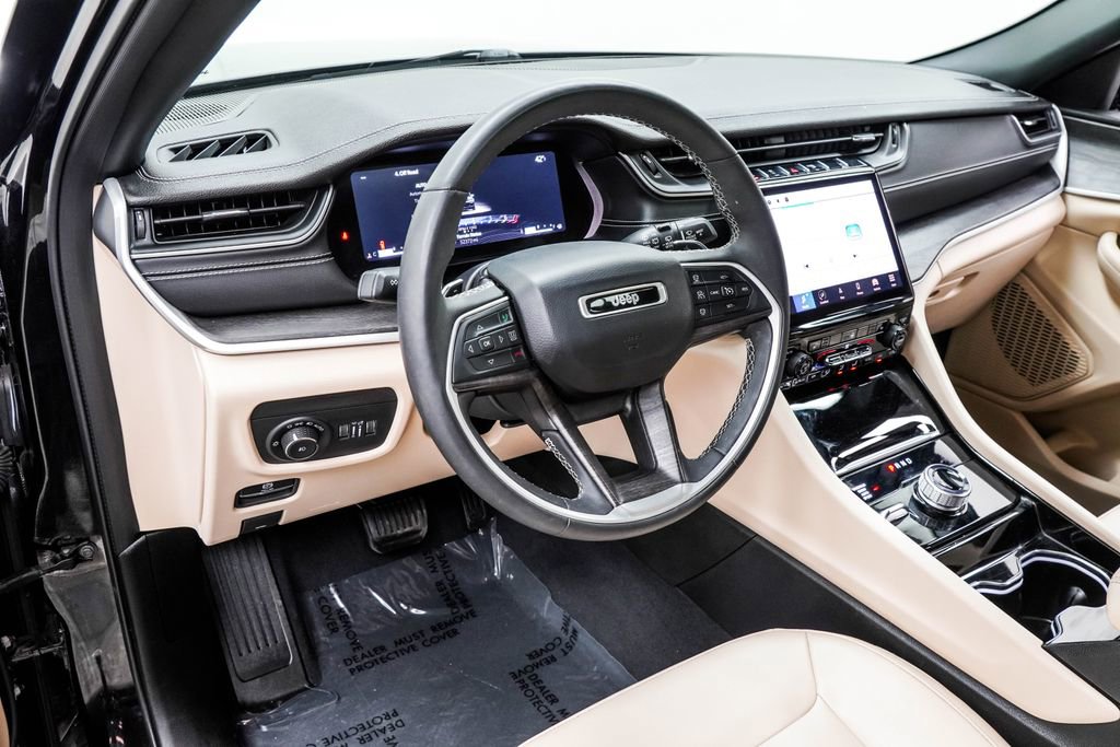 Used 2023 Jeep Grand Cherokee L Limited image 20