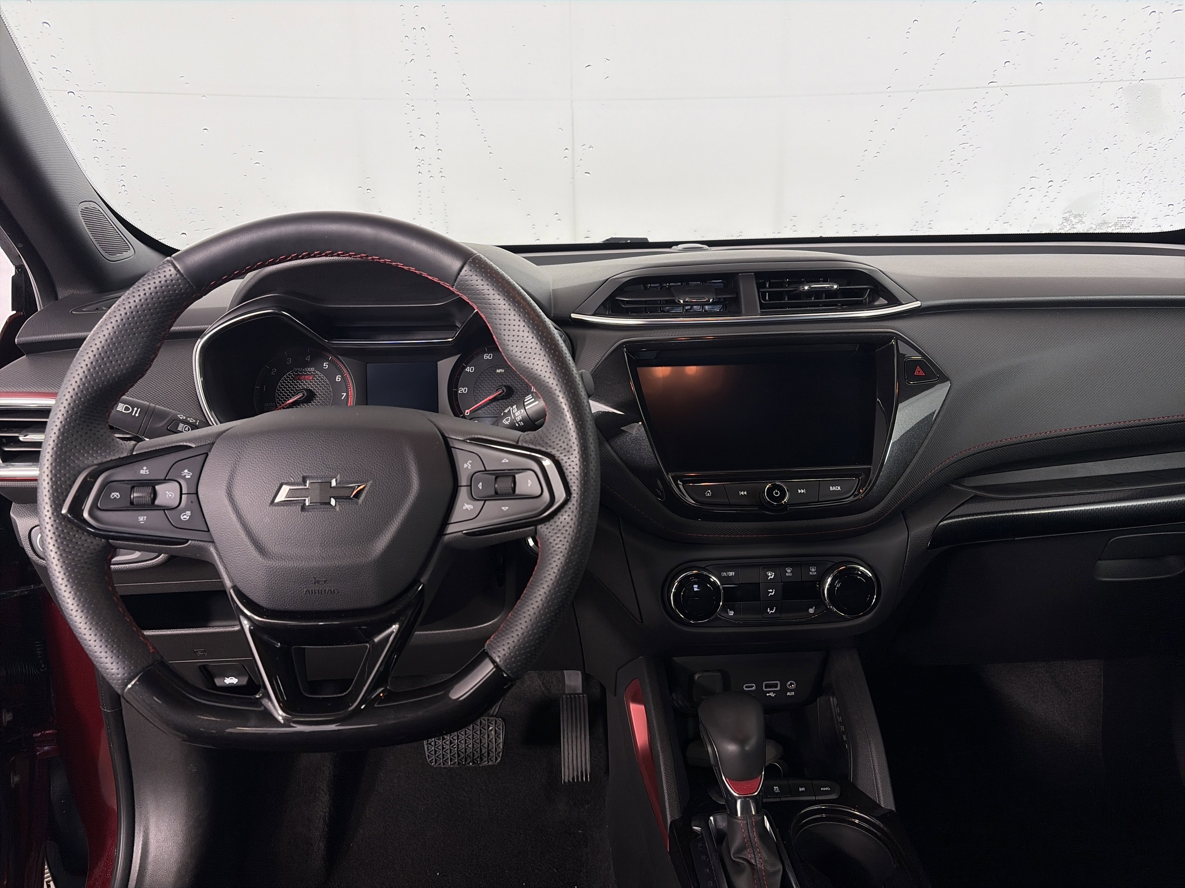 Certified 2023 Chevrolet TrailBlazer RS w/ Convenience Package image 3