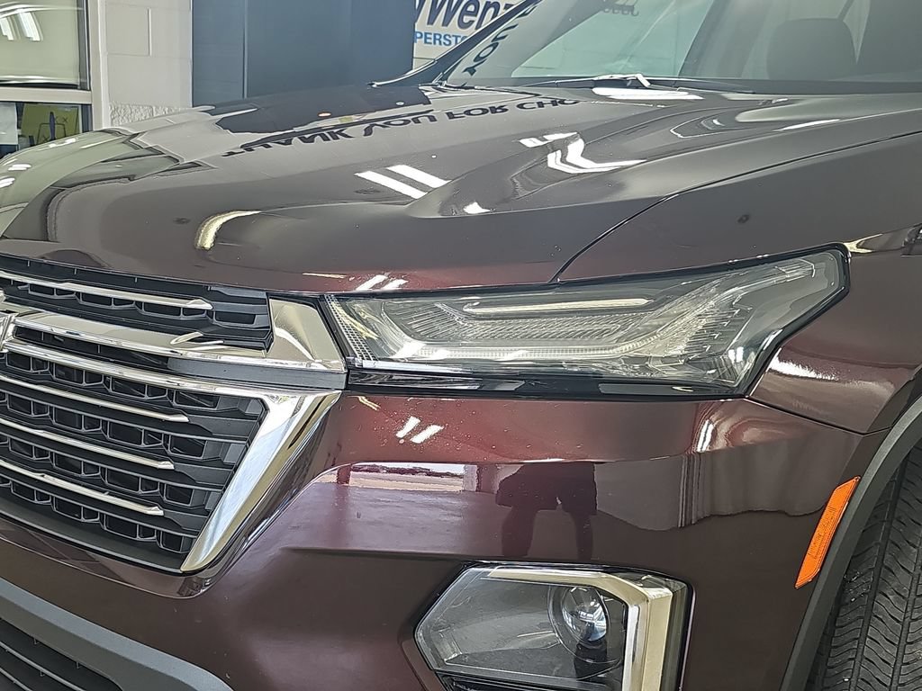 Certified 2023 Chevrolet Traverse LT FWD image 37