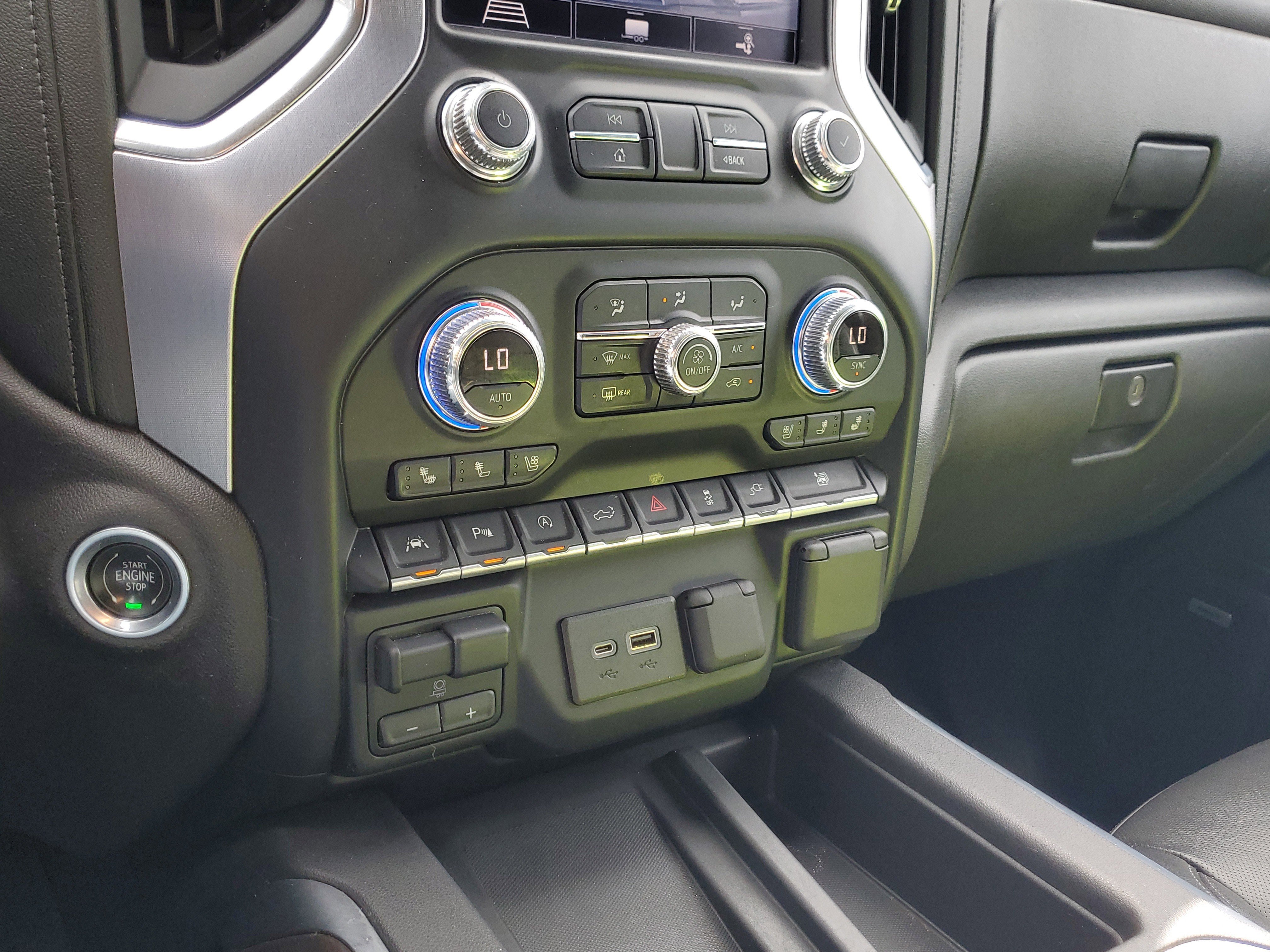 Used 2020 GMC Sierra 1500 SLT w/ SLT Premium Plus Package image 28