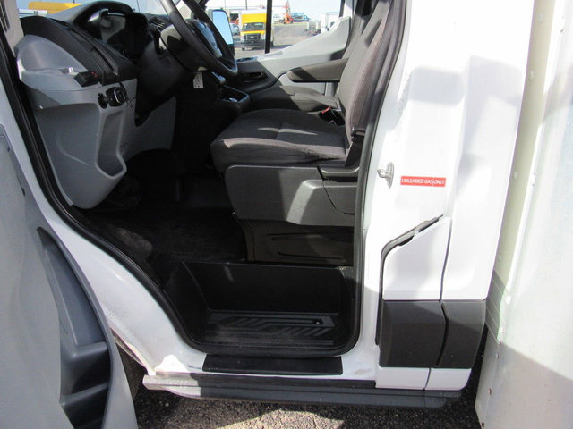 Used 2019 Ford Transit 350 156 DRW RWD image 26