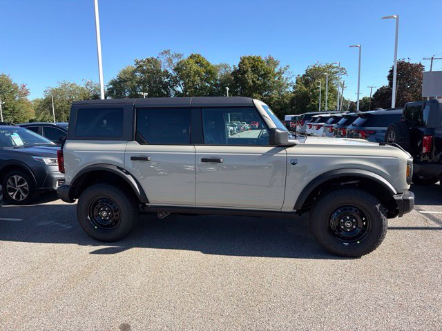 New 2026 Ford Bronco Big Bend w/ Black Diamond Package AWD/4WD image 2