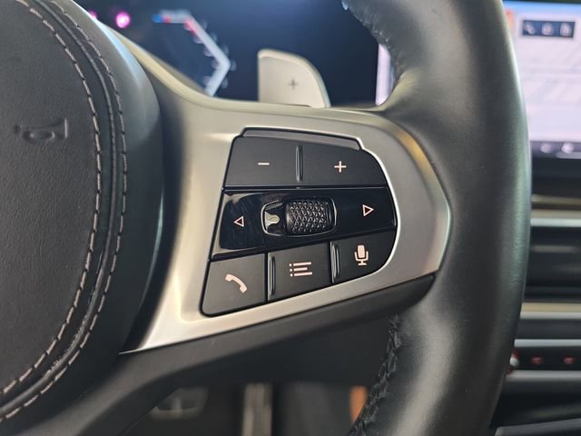 Used 2024 BMW X7 xDrive40i w/ Executive Package image 20
