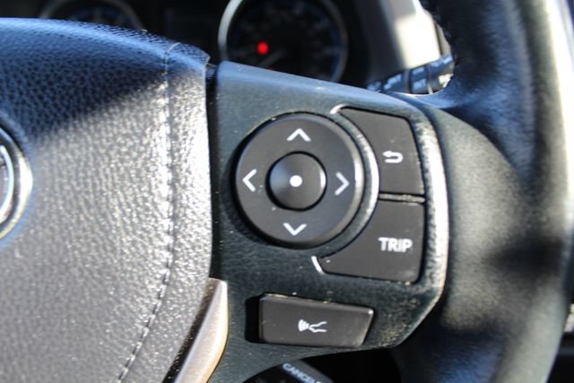 Used 2016 Toyota RAV4 Limited w/ Advanced Technology Package AWD/4WD image 28