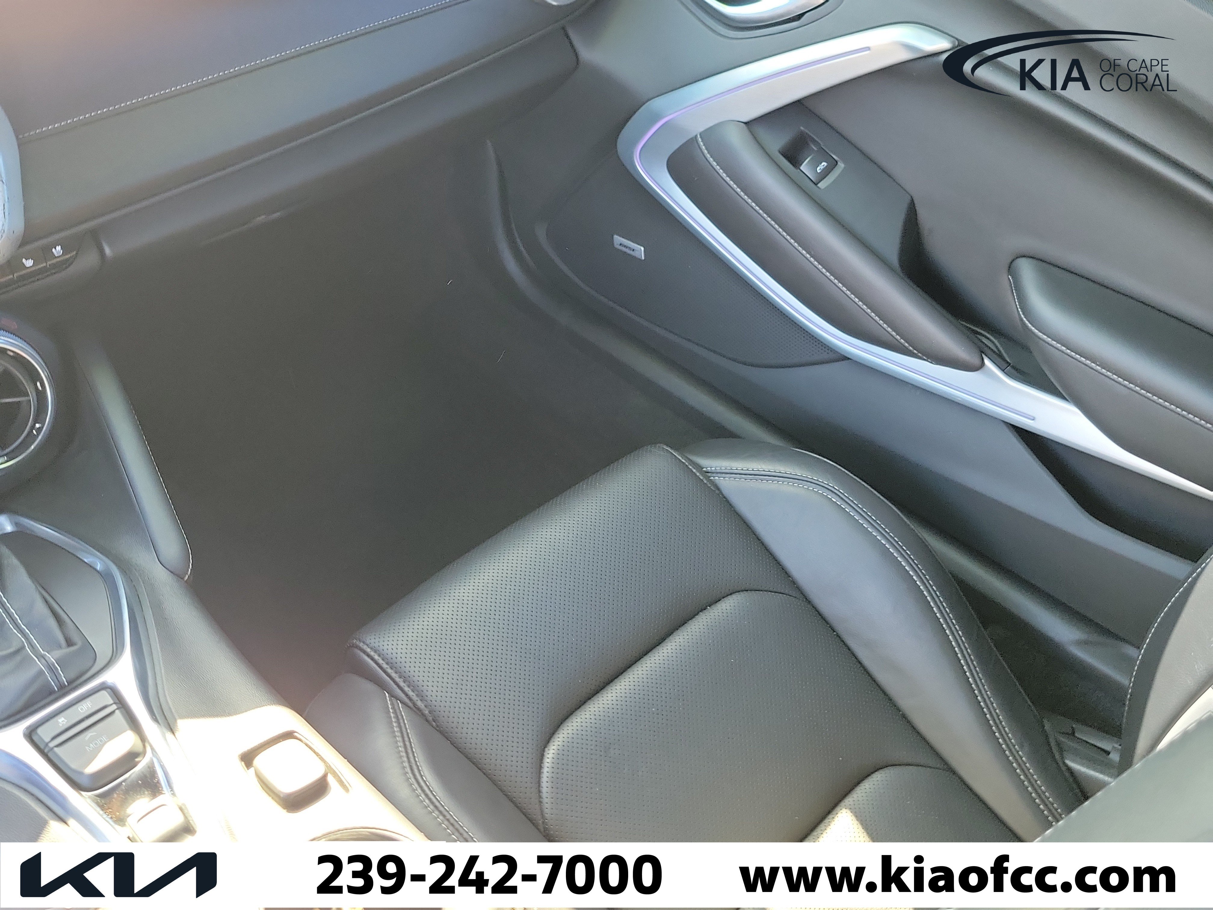 Used 2019 Chevrolet Camaro SS RWD image 15