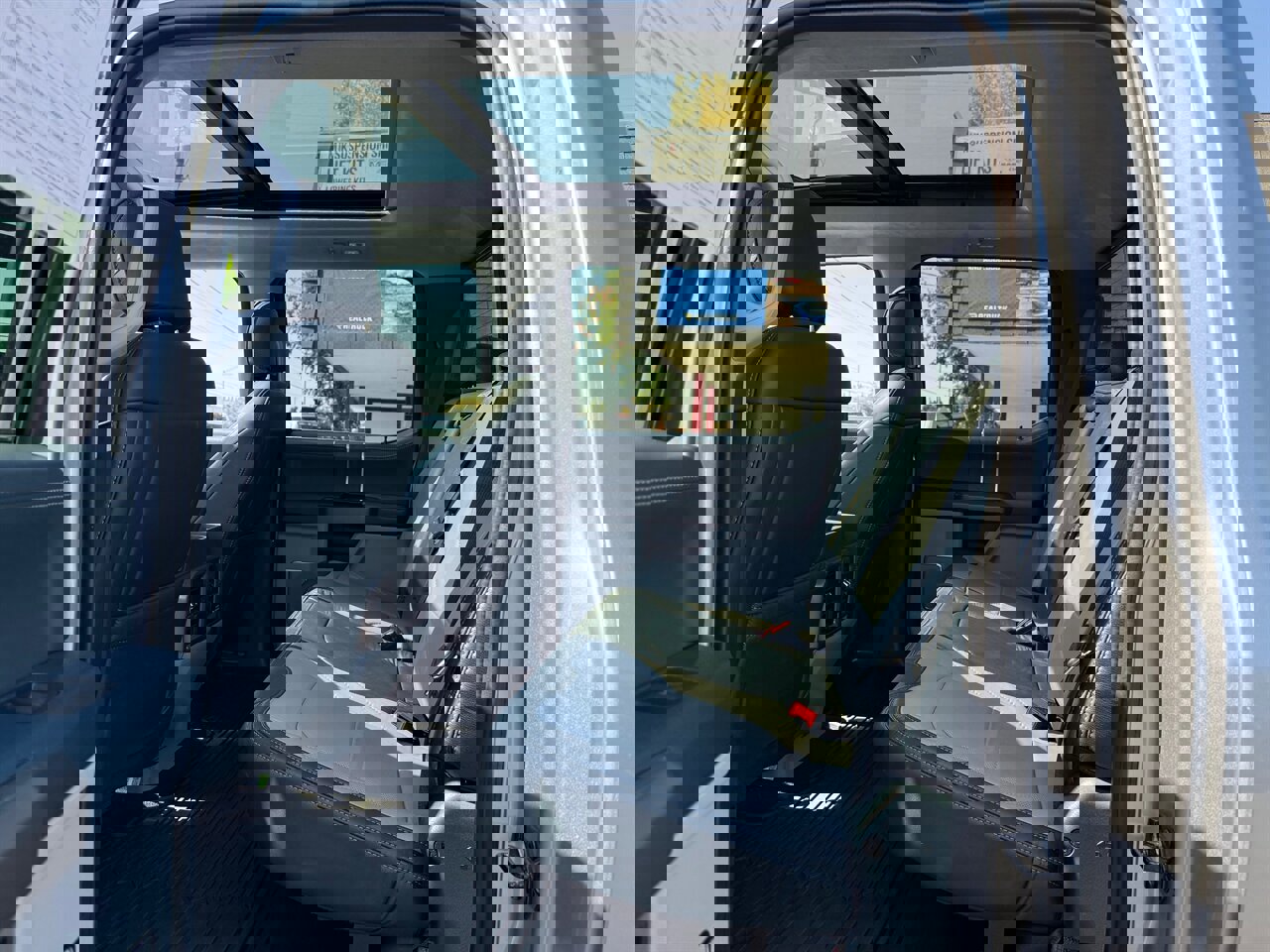 Used 2022 Ford F350 Limited w/ FX4 Off-Road Package image 12