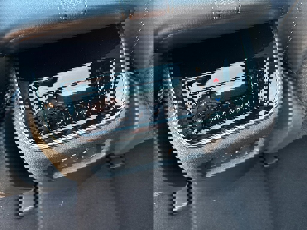 New 2025 Nissan Armada Platinum Reserve image 21