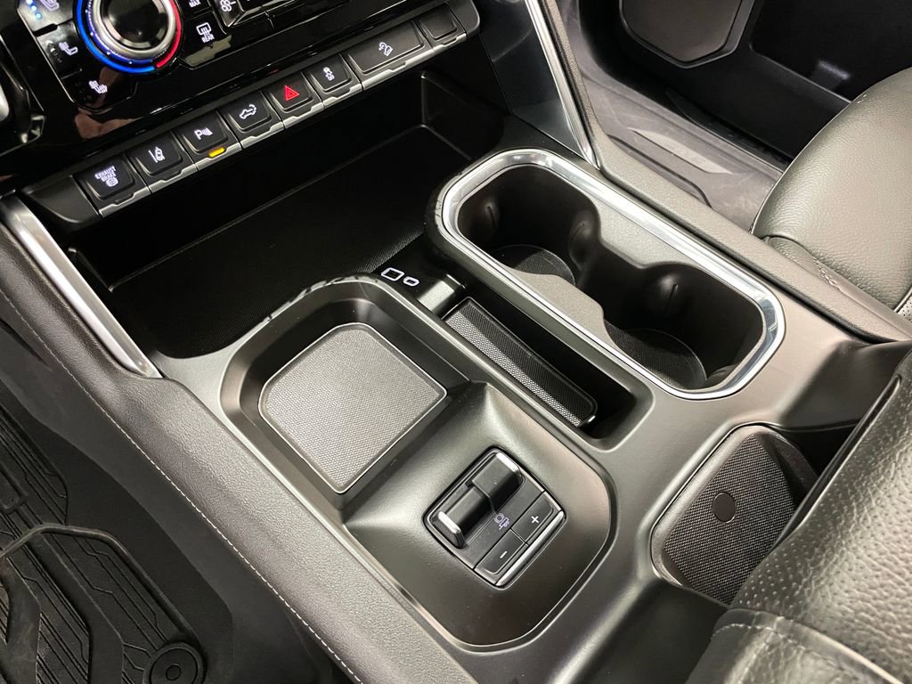 Certified 2025 GMC Sierra 3500 Denali w/ Denali Reserve Package AWD/4WD image 37