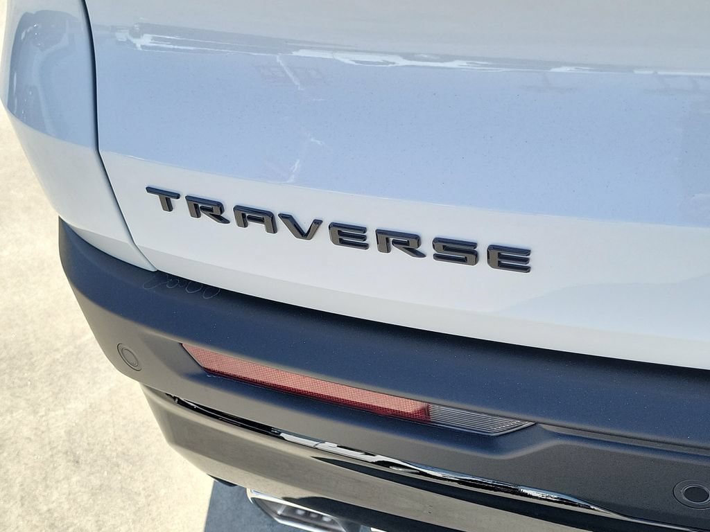 New 2026 Chevrolet Traverse LT w/ Midnight/Sport Edition FWD image 22