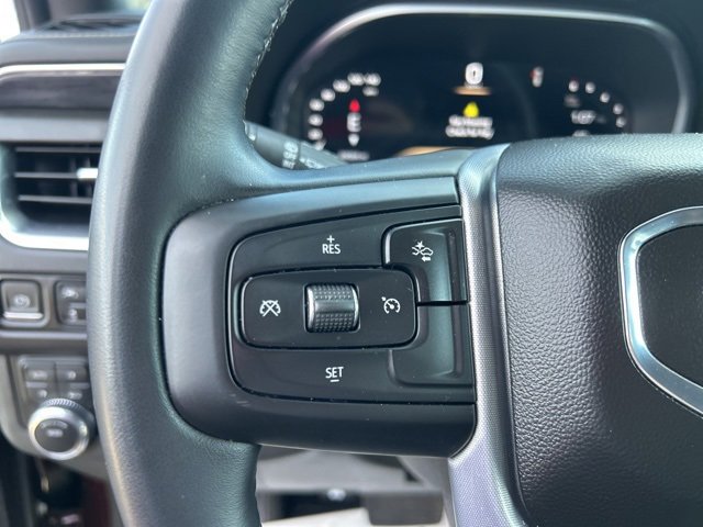 Used 2023 GMC Yukon SLT image 18
