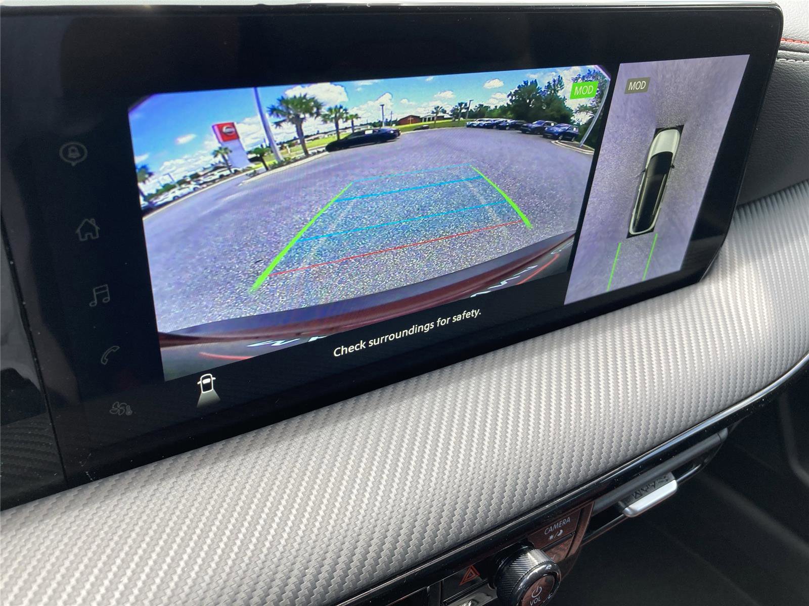 New 2025 Nissan Kicks SR w/ SR Premium Package image 16