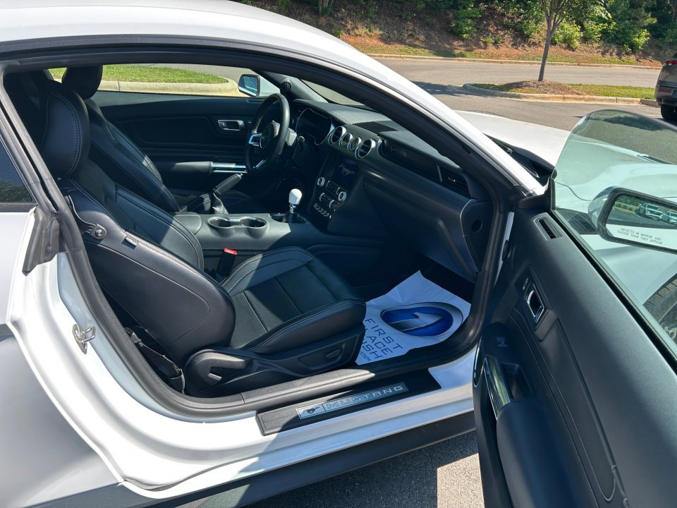 Used 2020 Ford Mustang GT Premium w/ Performance Package - Level 2 RWD image 32