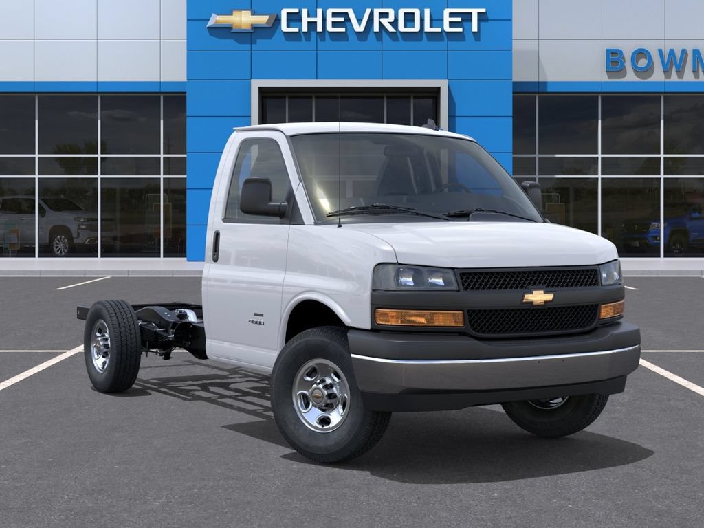 New 2026 Chevrolet Express 3500 w/ Power Convenience Package RWD image 7