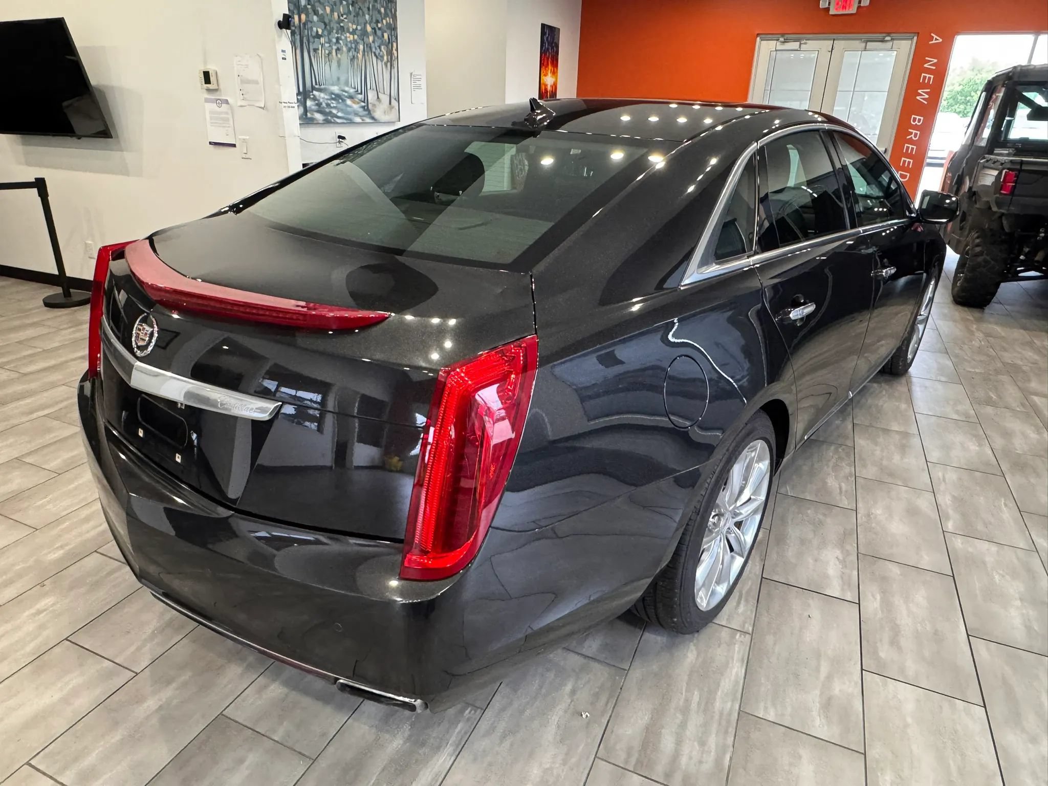 Used 2014 Cadillac XTS Luxury w/ Driver Awareness Package FWD image 11
