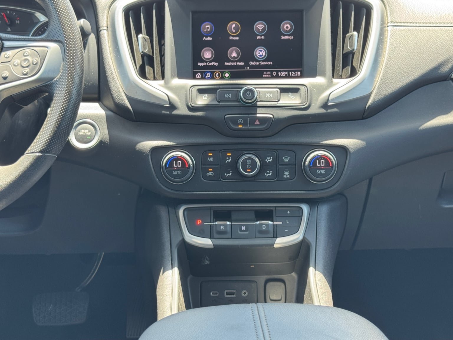 Used 2024 GMC Terrain SLE w/ Driver Convenience Package FWD image 15