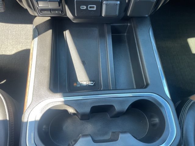 Used 2022 Chevrolet Silverado 1500 High Country w/ Technology Package AWD/4WD image 27