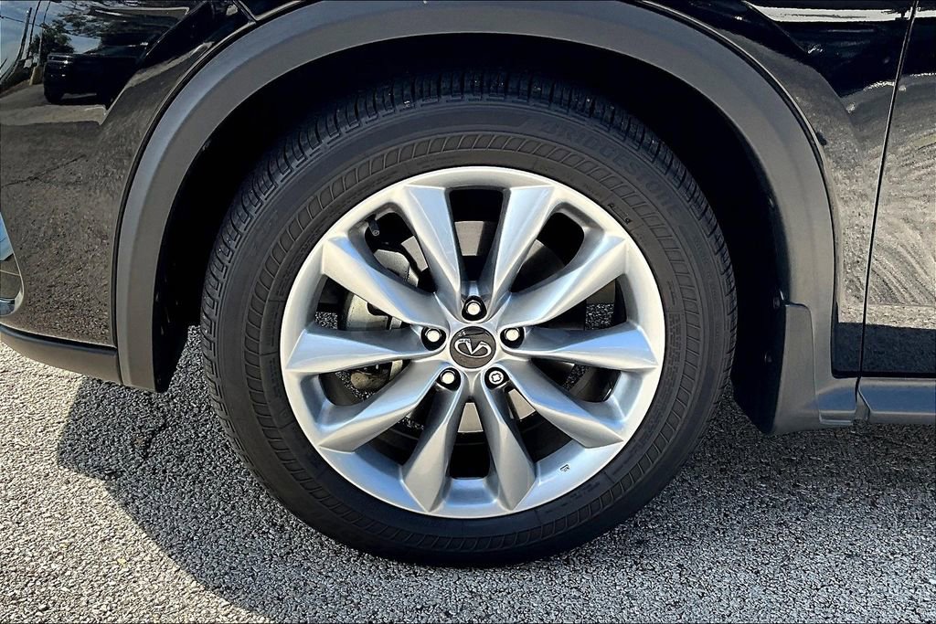 Certified 2022 INFINITI QX50 Essential image 13