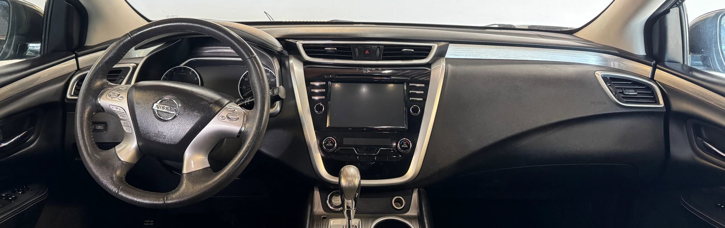 Used 2016 Nissan Murano SV image 24