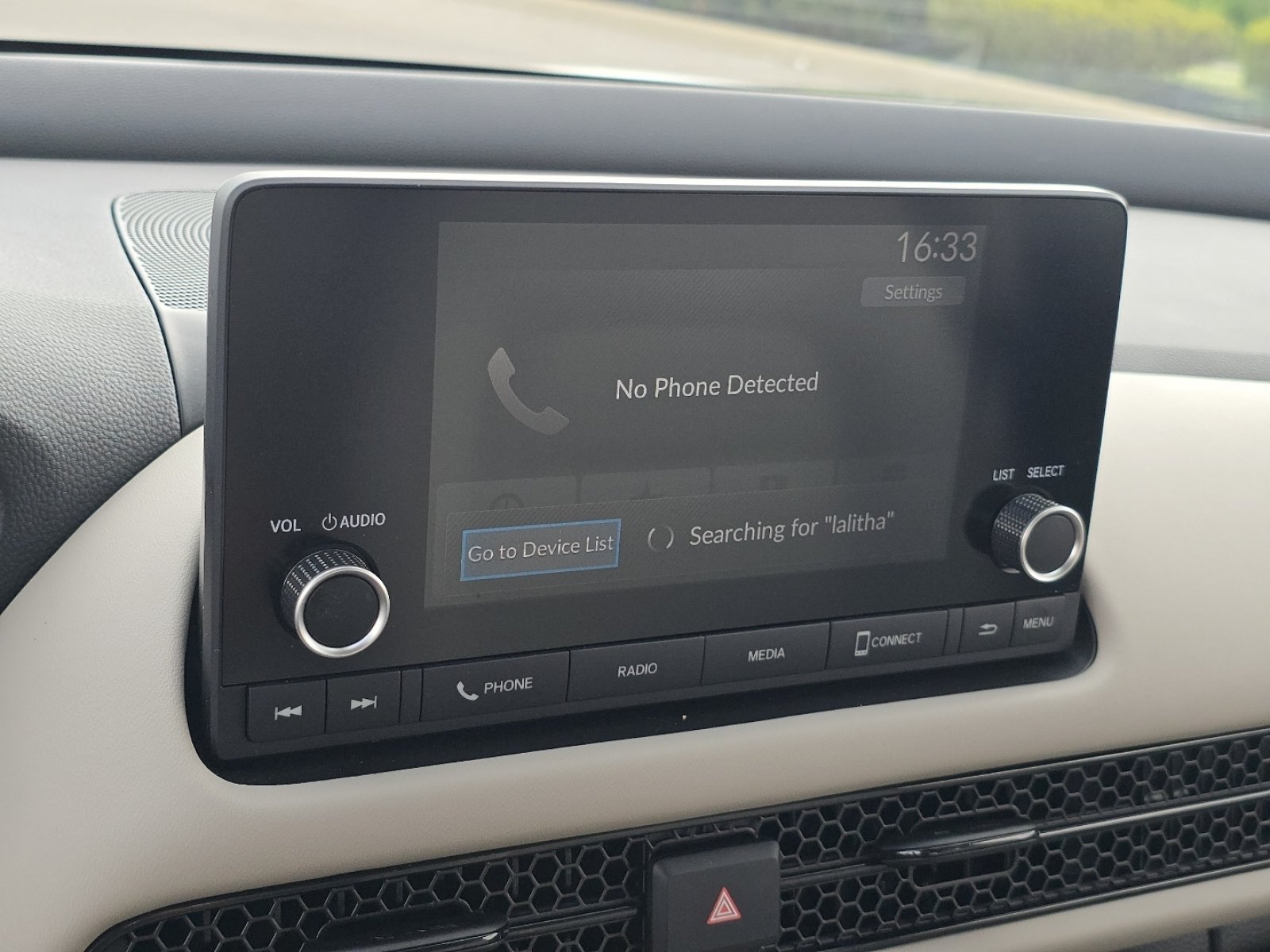 Used 2023 Honda HR-V LX image 5