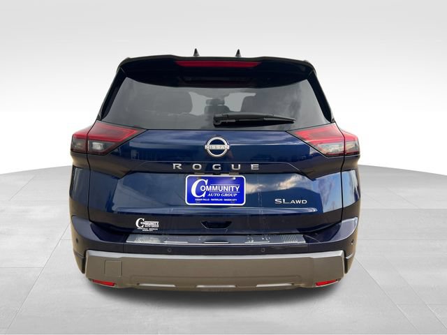 Used 2025 Nissan Rogue SL w/ Tech Package AWD/4WD image 9