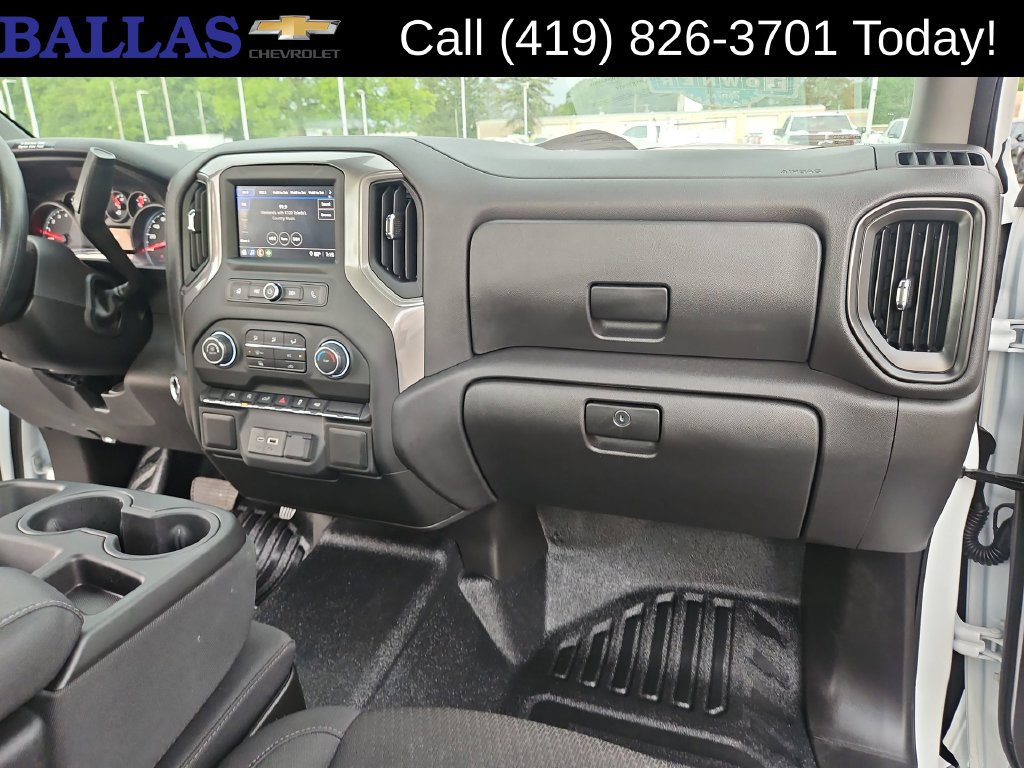 Certified 2025 Chevrolet Silverado 1500 W/T RWD image 29