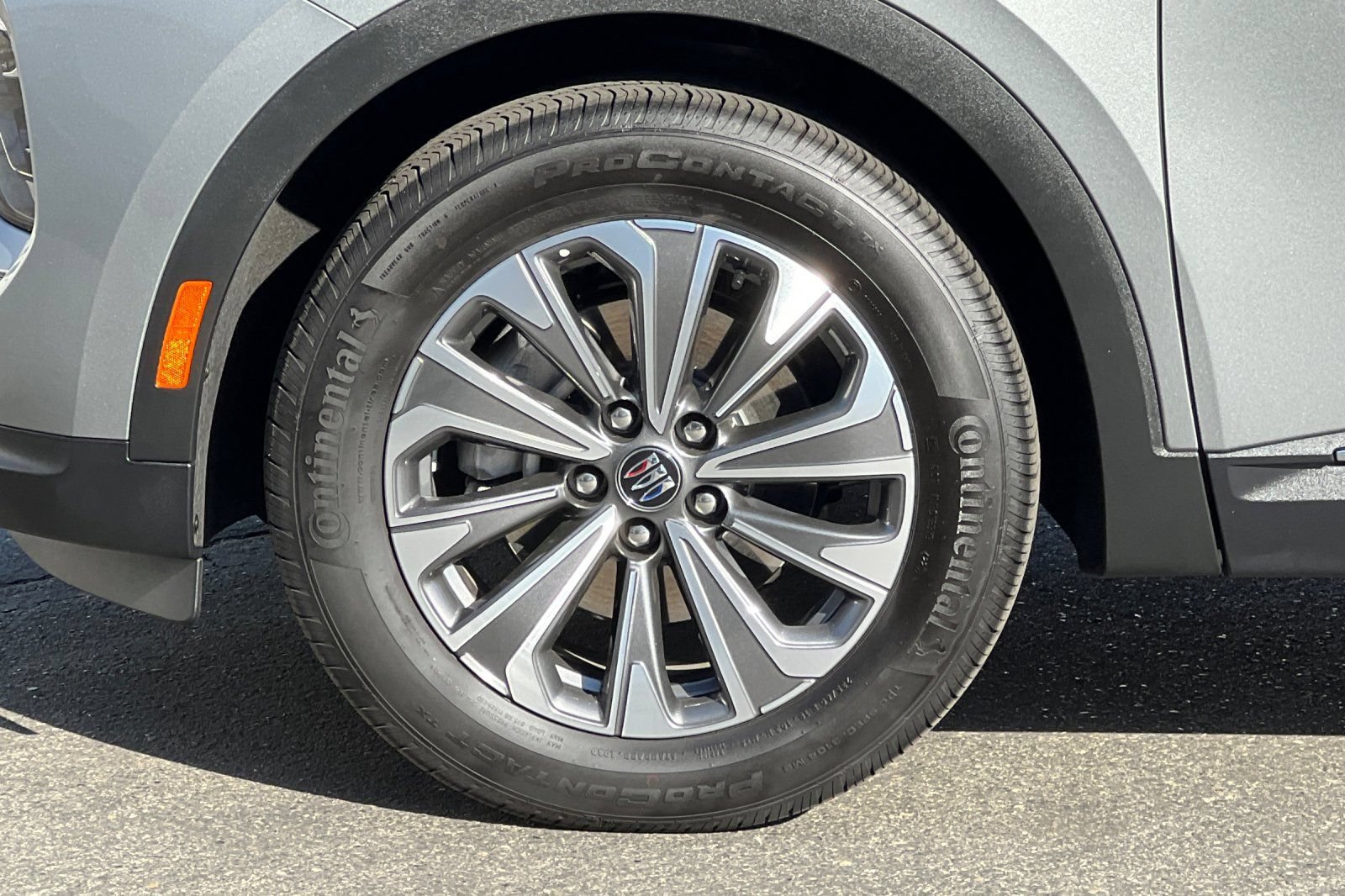 Used 2026 Buick Envision Preferred AWD/4WD image 43