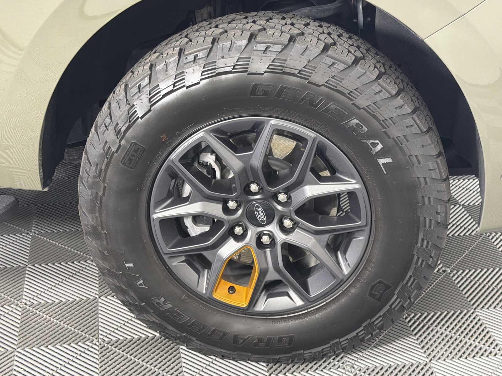 Used 2025 Ford Expedition Tremor AWD/4WD image 14