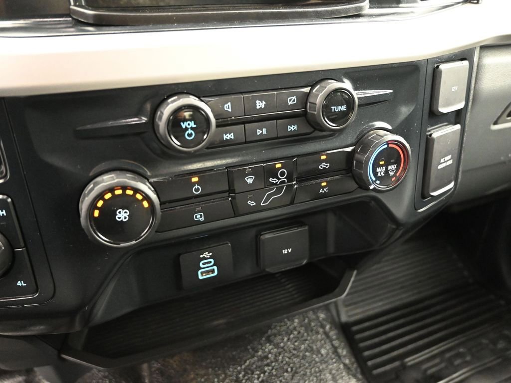 Used 2023 Ford F250 XLT w/ F-250 >10K GVWR Package image 16