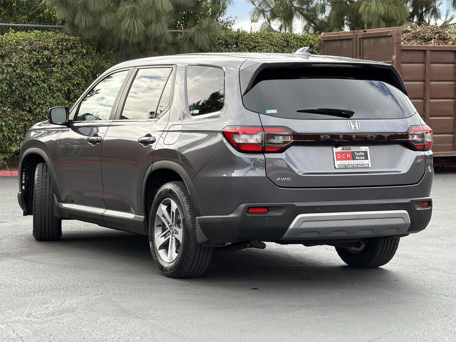Used 2023 Honda Pilot EX-L image 5