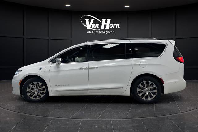 Certified 2024 Chrysler Pacifica Pinnacle image 14