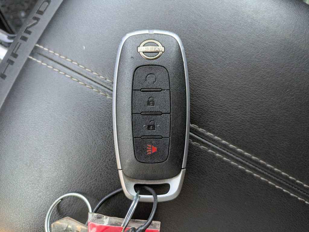 Certified 2024 Nissan Pathfinder SV FWD image 29