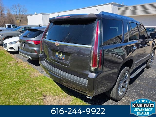 Used 2016 Cadillac Escalade Luxury AWD/4WD image 10