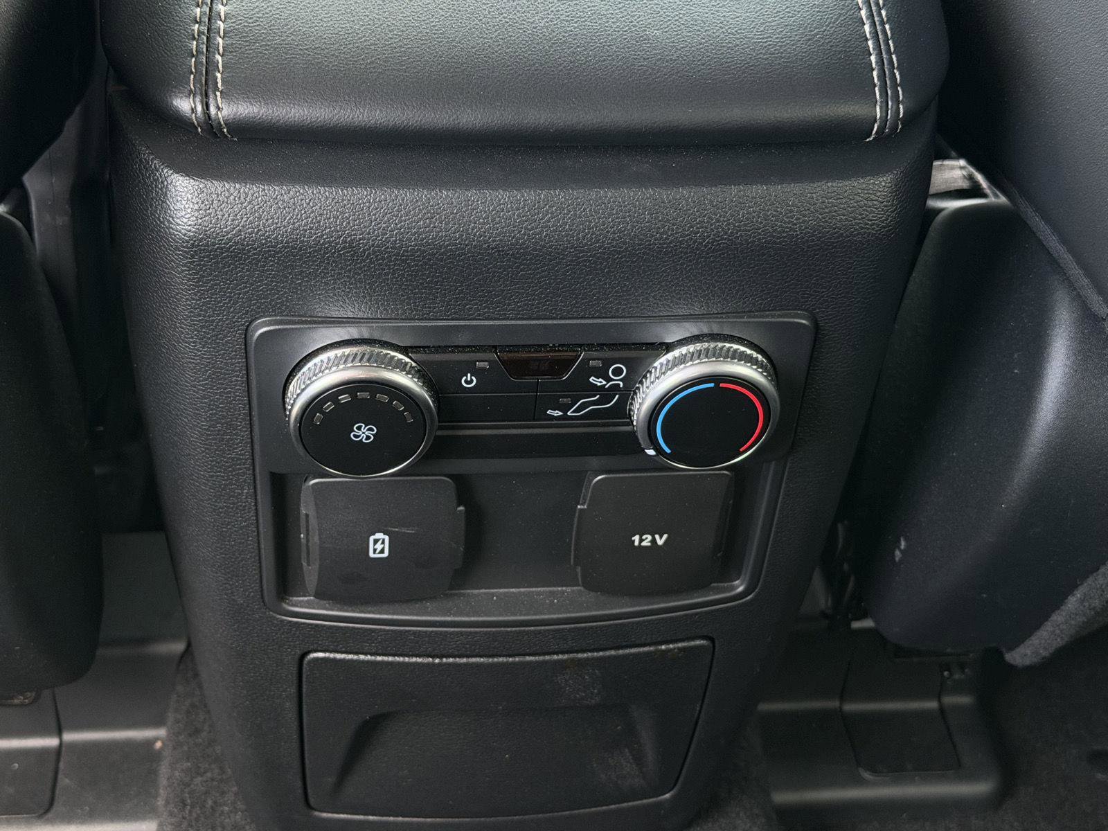 Used 2023 Ford Explorer XLT w/ Equipment Group 202A image 7