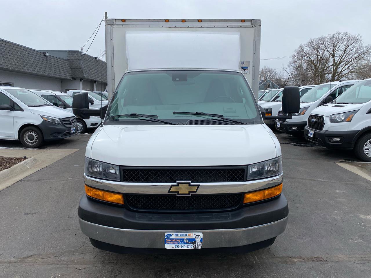 Used 2020 Chevrolet Express 3500 w/ Power Convenience Package image 2