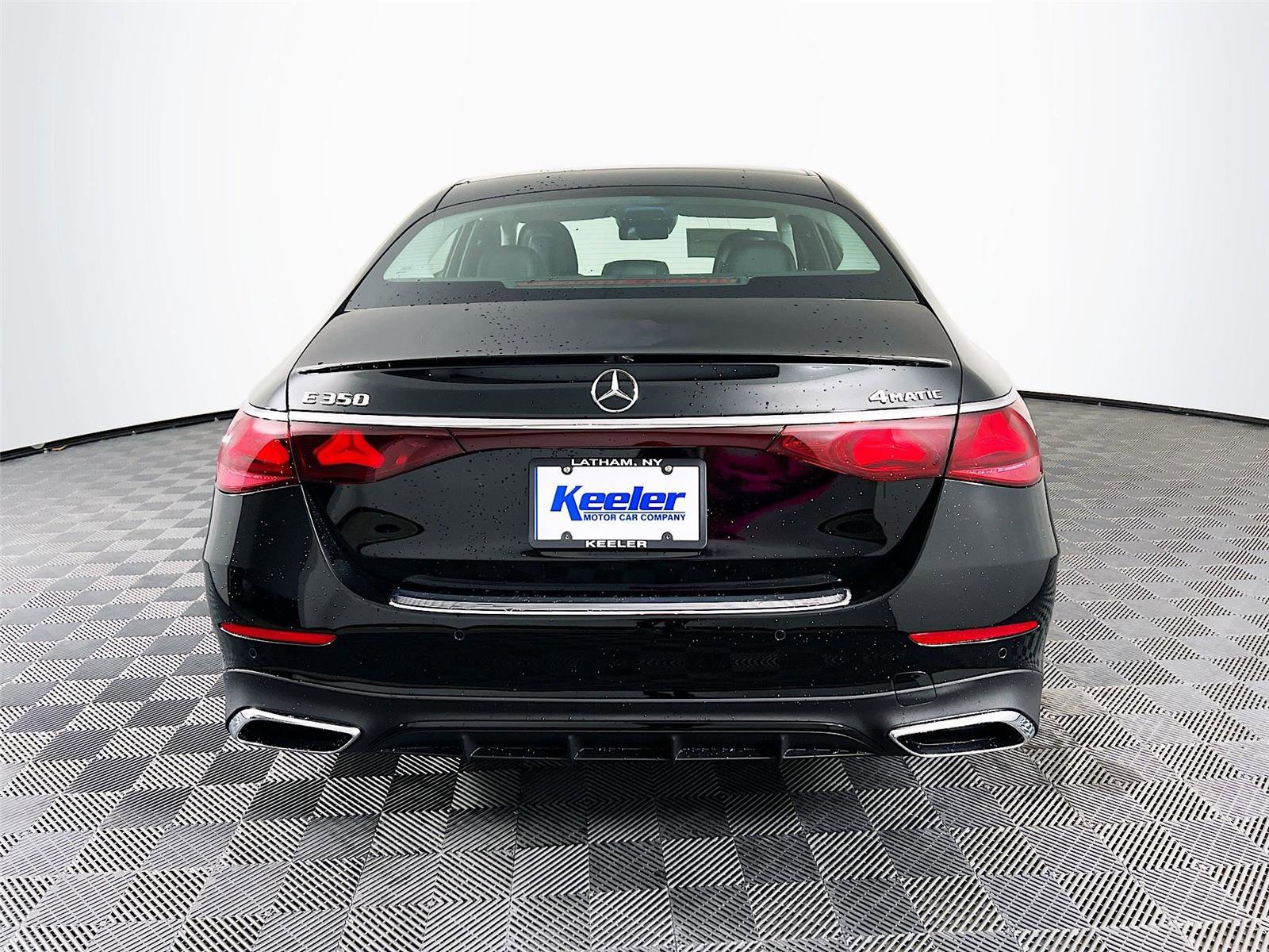 New 2026 Mercedes-Benz E 350 4MATIC Sedan image 5